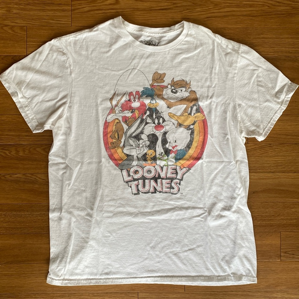 Looney Tunes graphic t-shirt